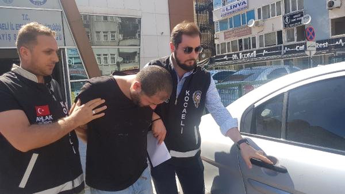 İzmit\'te fuhuş operasyonu: 3 gözaltı