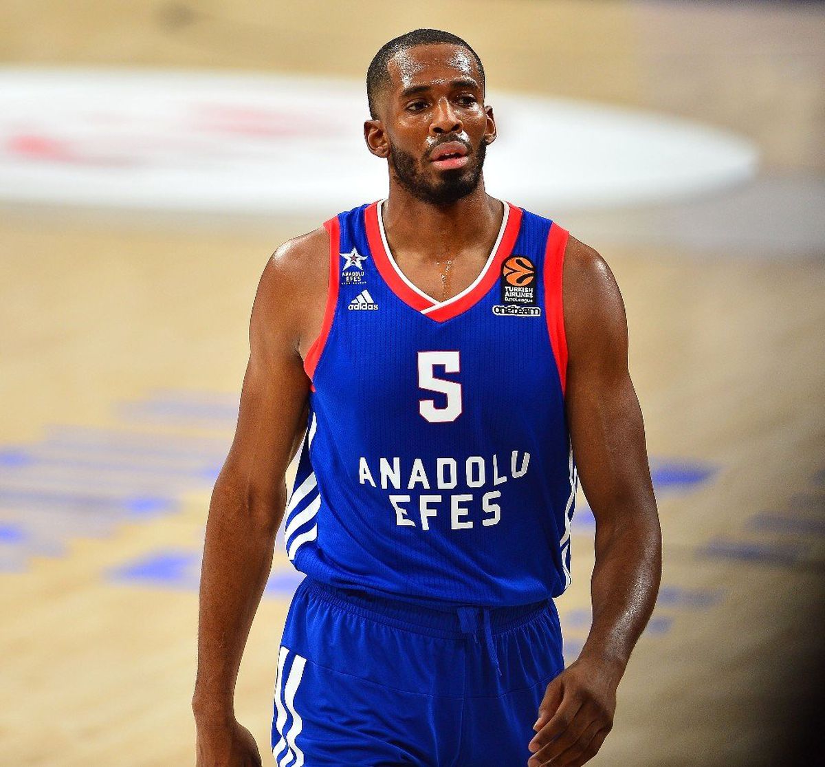 Kızılyıldız, Derrick Brown\'u transfer etti