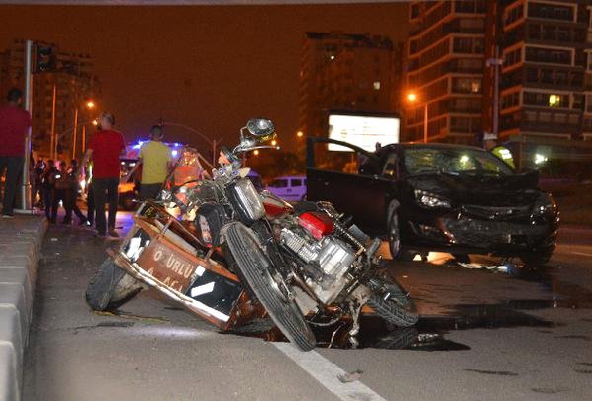 Otomobille engelli motosikleti çarpıştı: 1 ölü, 1 yaralı