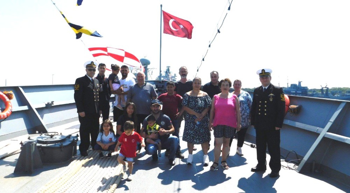 TCG Gökova Fırkateynine Almanya\'da yoğun ilgi
