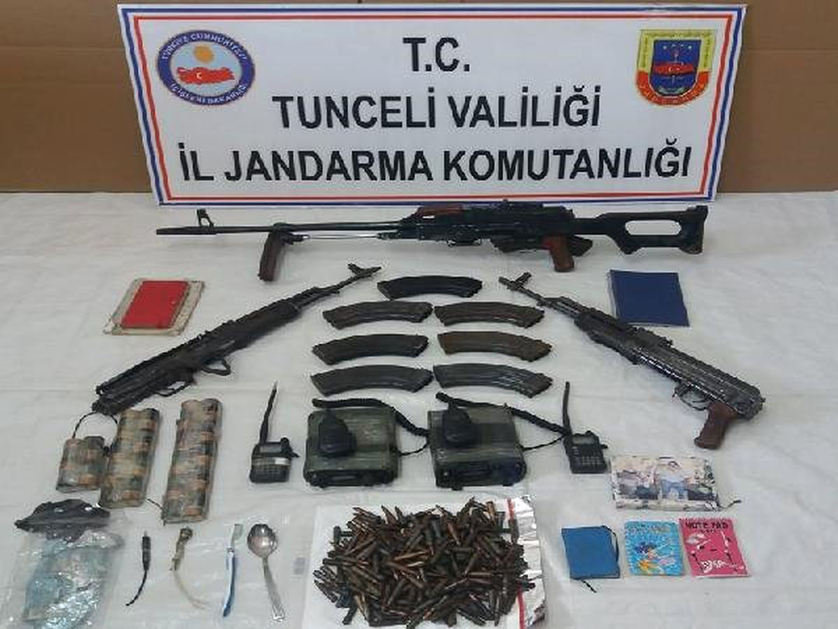 Tunceli\'de etkisiz hale getirilen 11 teröristin silahları ele geçirildi
