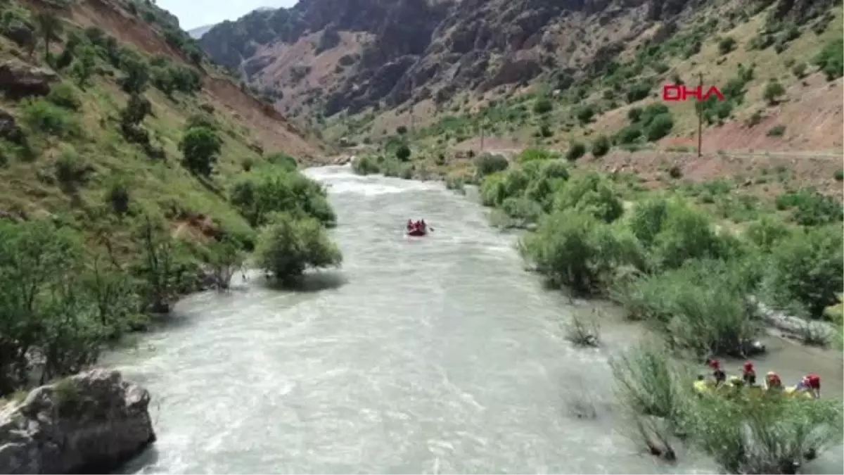 VAN Çatak\'ta rafting sezonu başladı