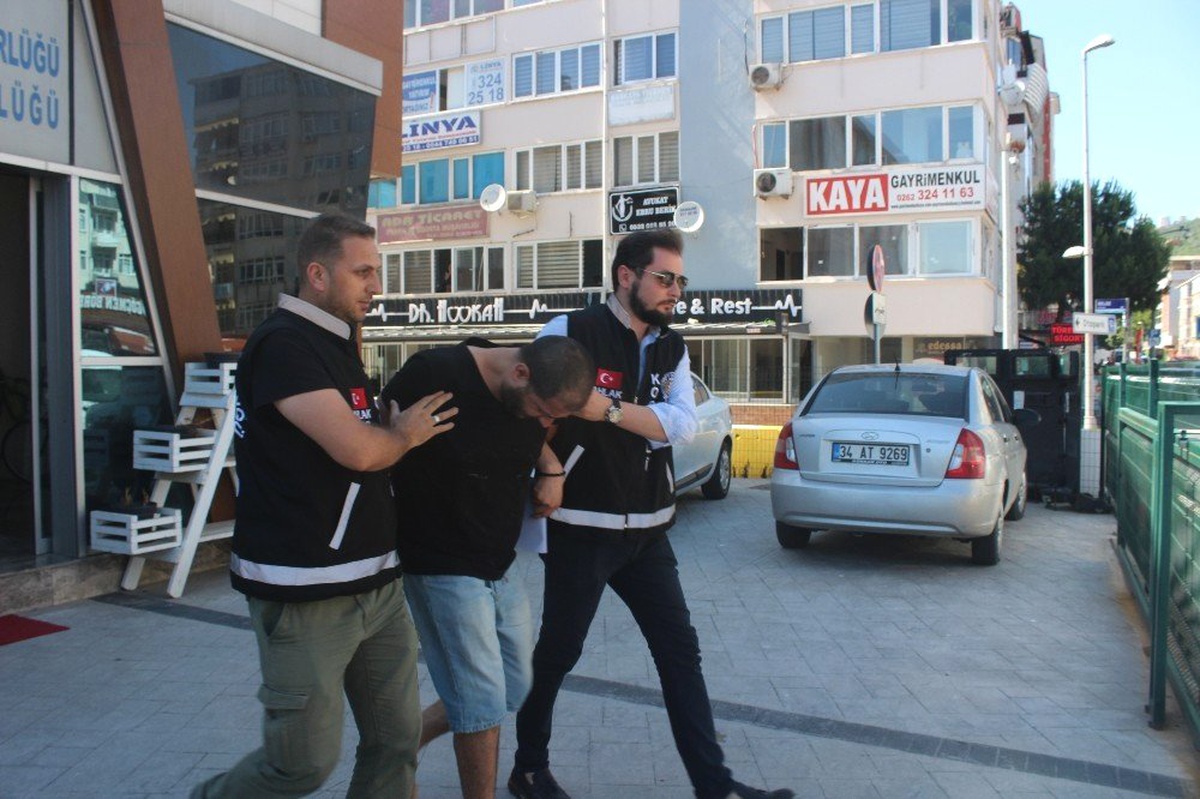 Yabancı uyruklu kadınlara silah zoruyla fuhuş yaptıran şahıs tutuklandı