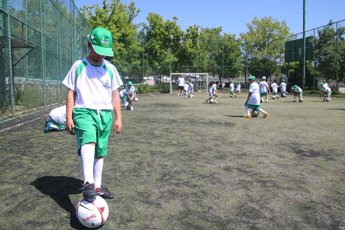 Yaz spor okullarında ilk ders başladı