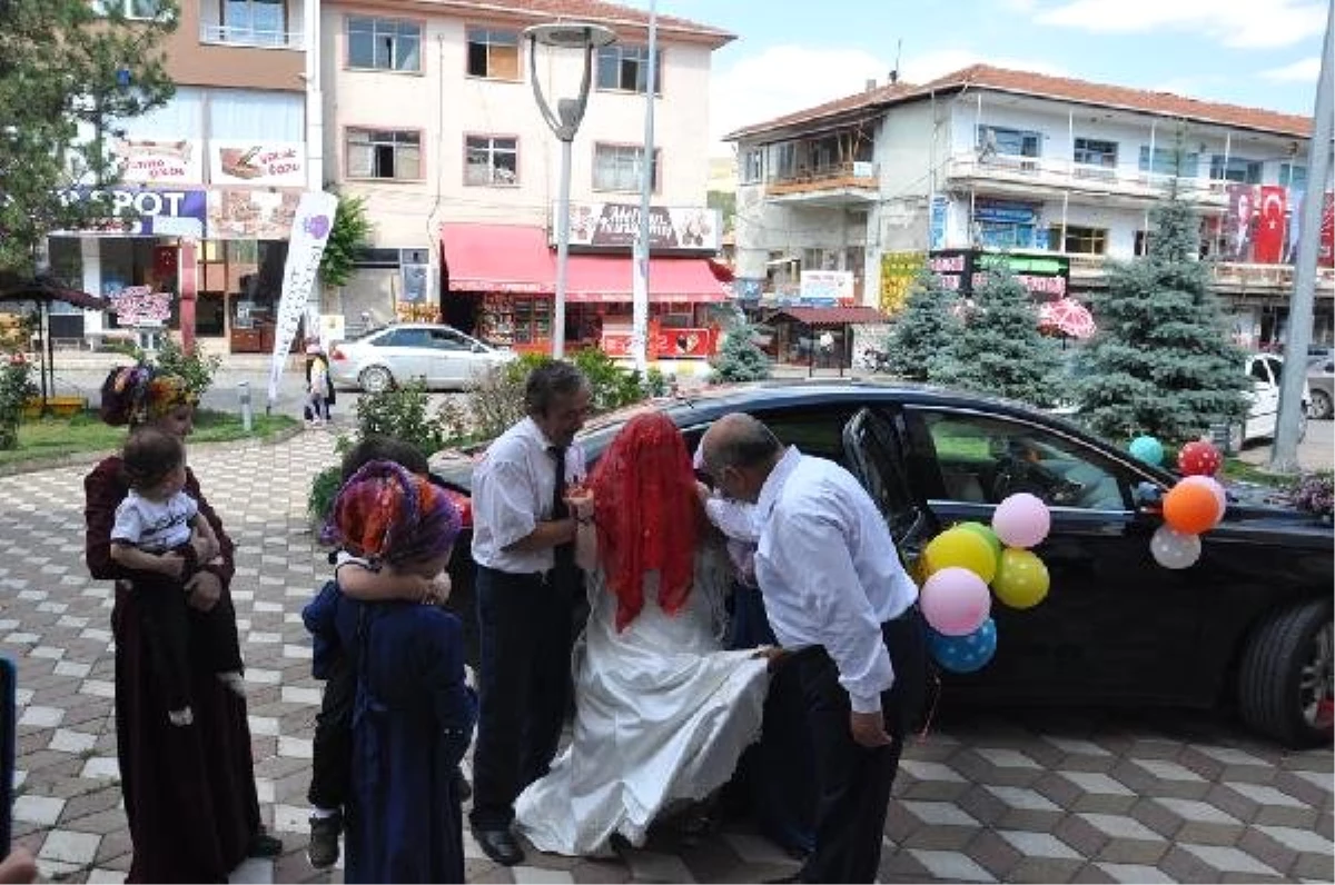 Zihinsel engelli Mehtap\'ın gelinlik hayali gerçek oldu