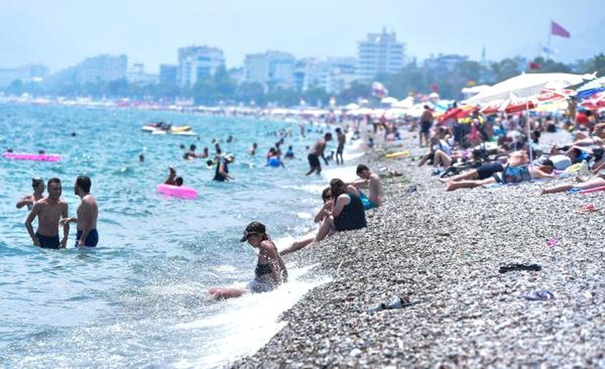 Antalya\'da bir ilk daha; haziranda gelen turist sayısı 2 milyonu geçti
