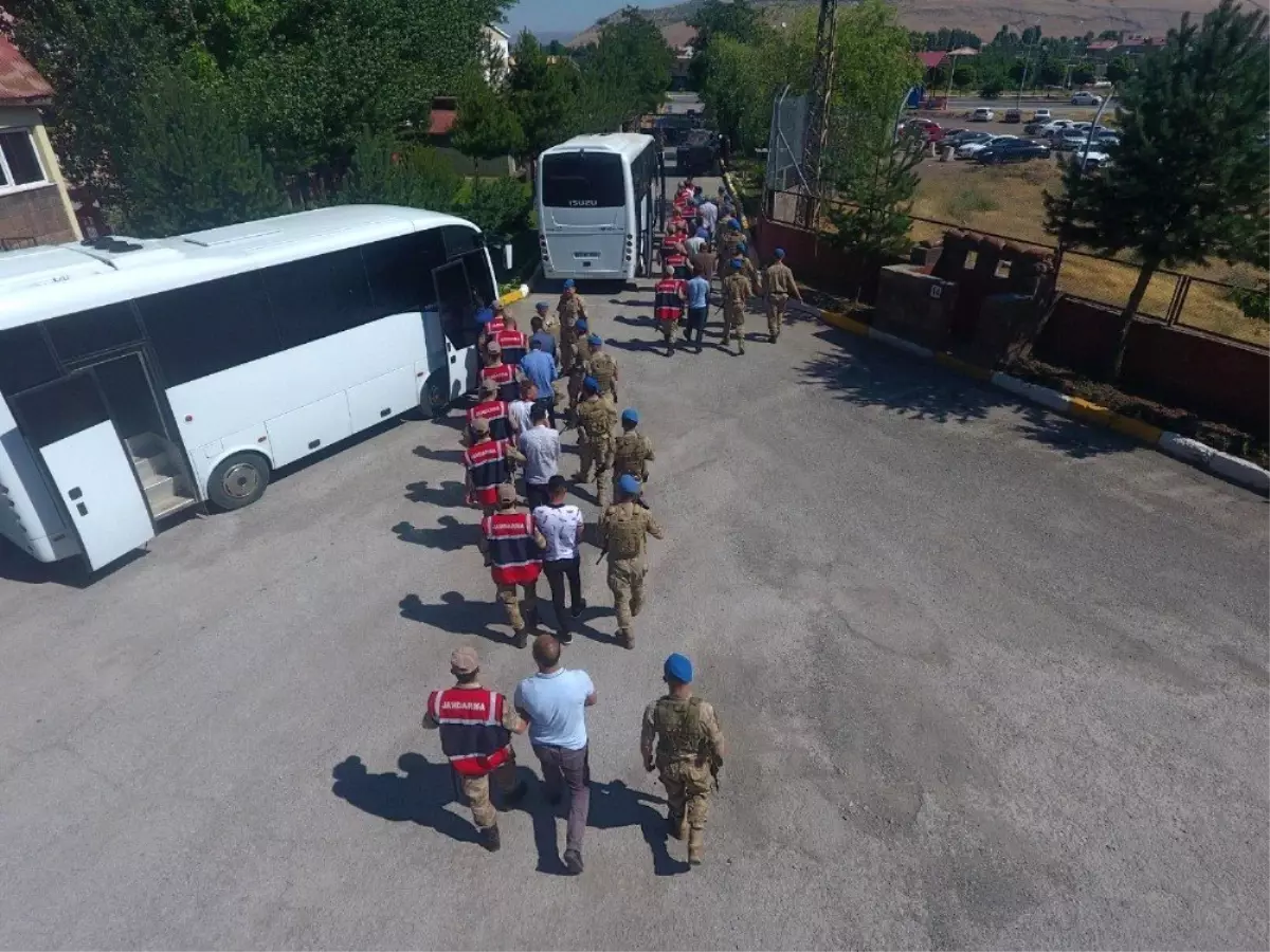 Bitlis merkezli göçmen kaçakçılığı operasyonu: 15 tutuklama