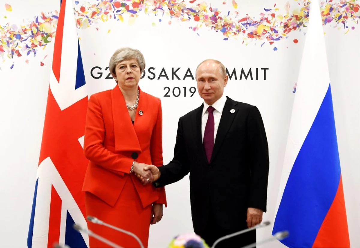 İngiltere Başbakanı May, Putin\'i uyardı