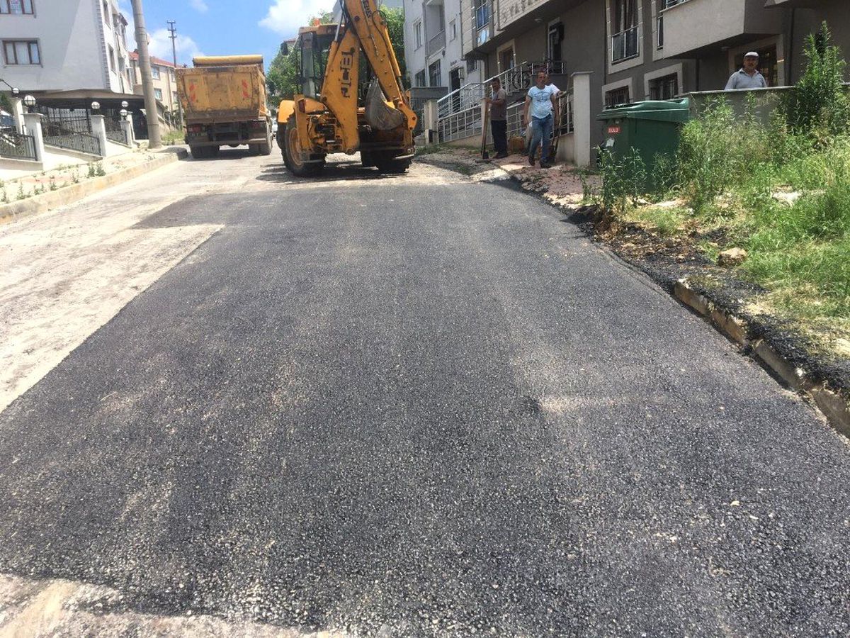 Körfez\'de yama asfalt çalışmaları