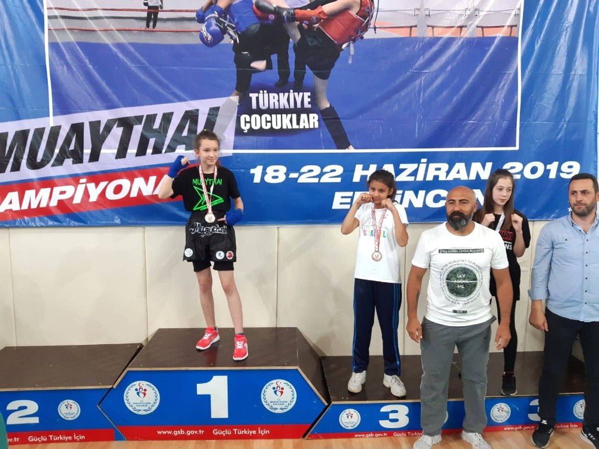 Olurlu Elvin 40 kiloda Türkiye Şampiyonu