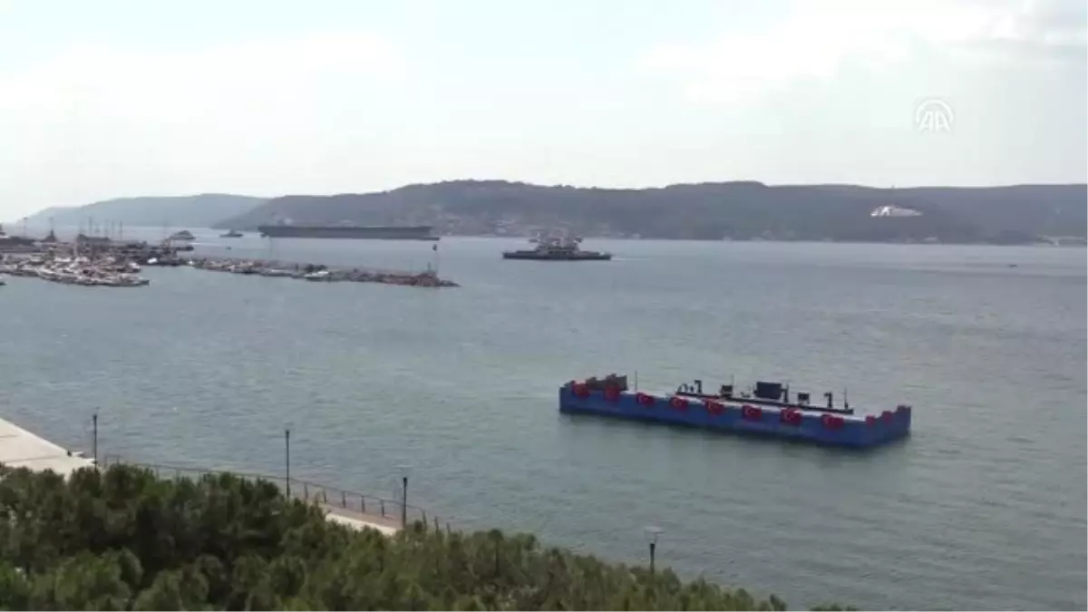 Tersane bakımına götürülen tanker Çanakkale Boğazı\'ndan geçirildi