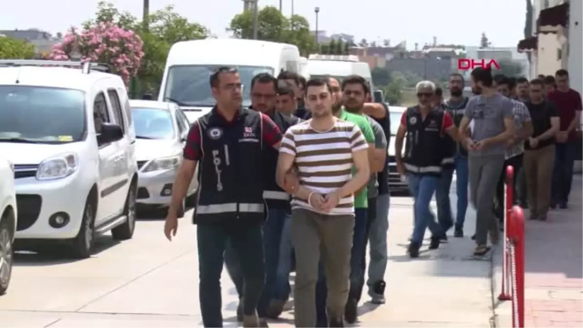 ADANA FETÖ operasyonunda yakalanan 32 kişi adliyeye sevk edildi