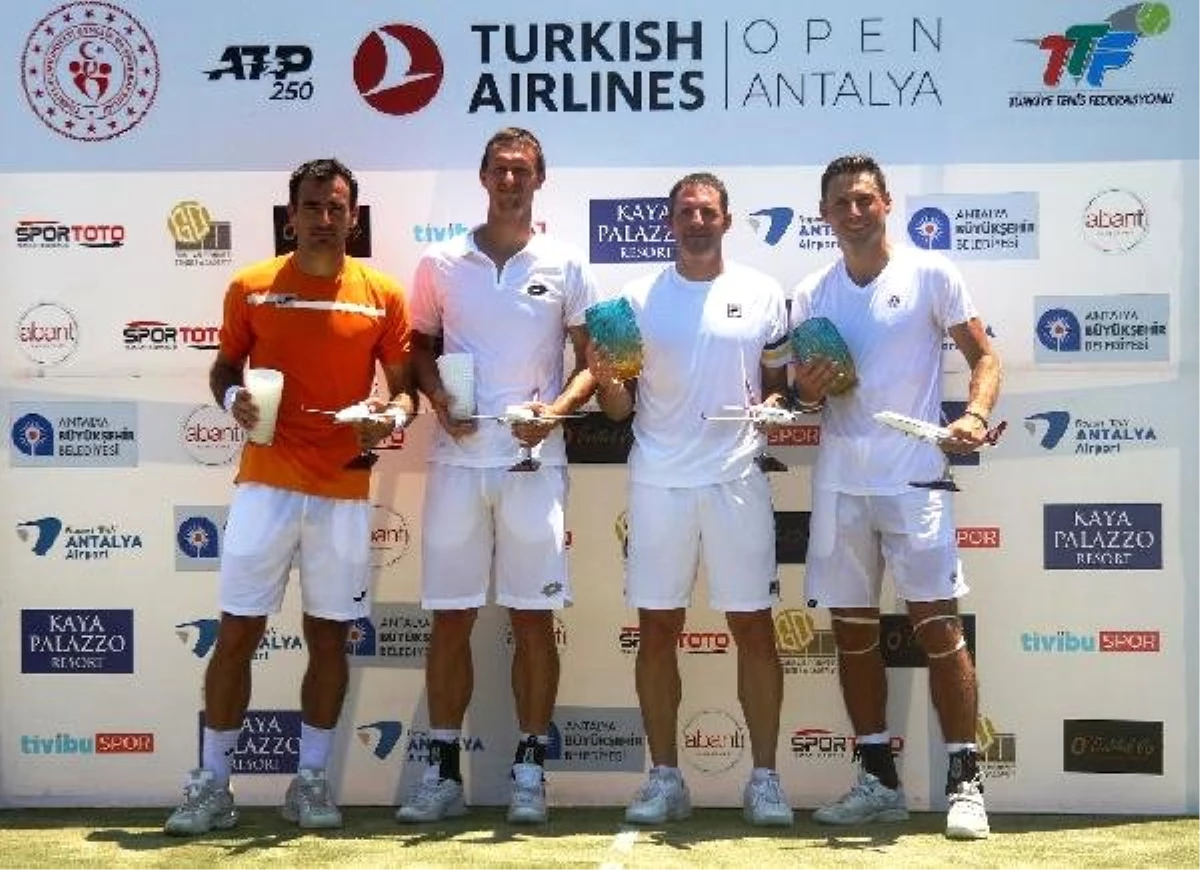 Antalya Open\'da Erlich-Sitak çifti şampiyon oldu