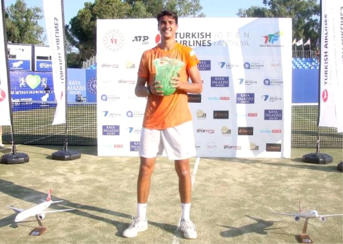 Antalya Open\'da şampiyon Lorenzo Sonego