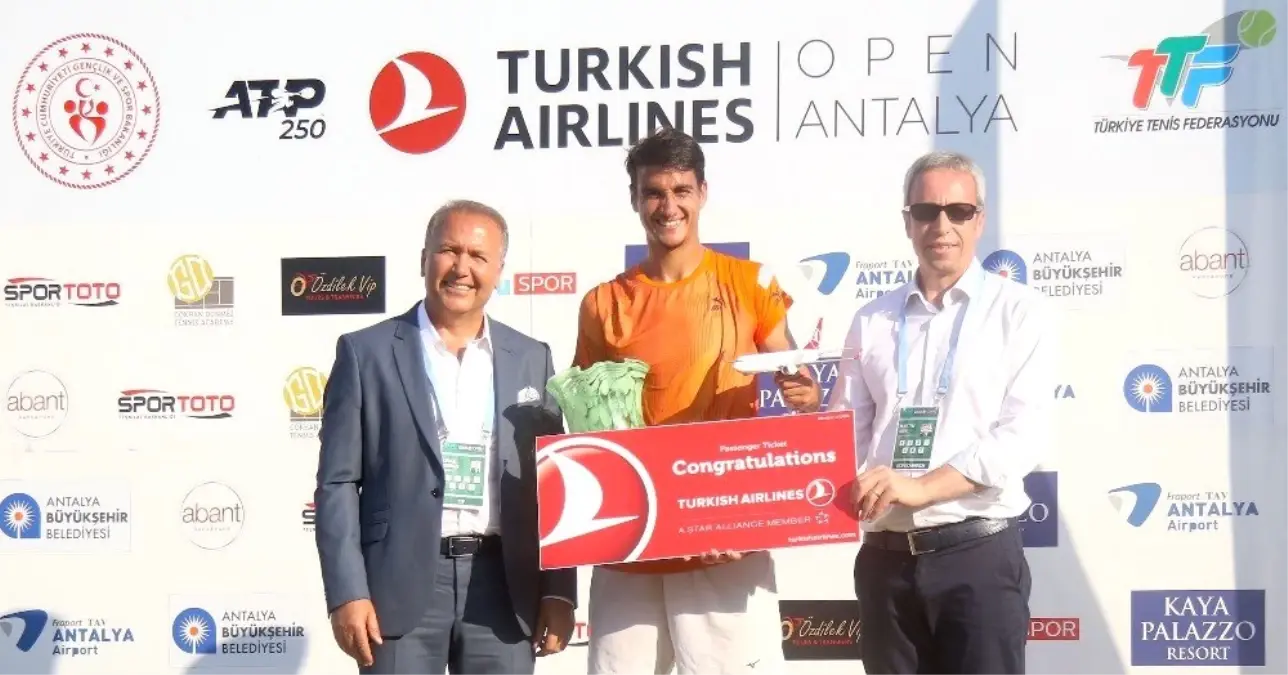 Antalya Open\'da şampiyon Lorenzo Sonego