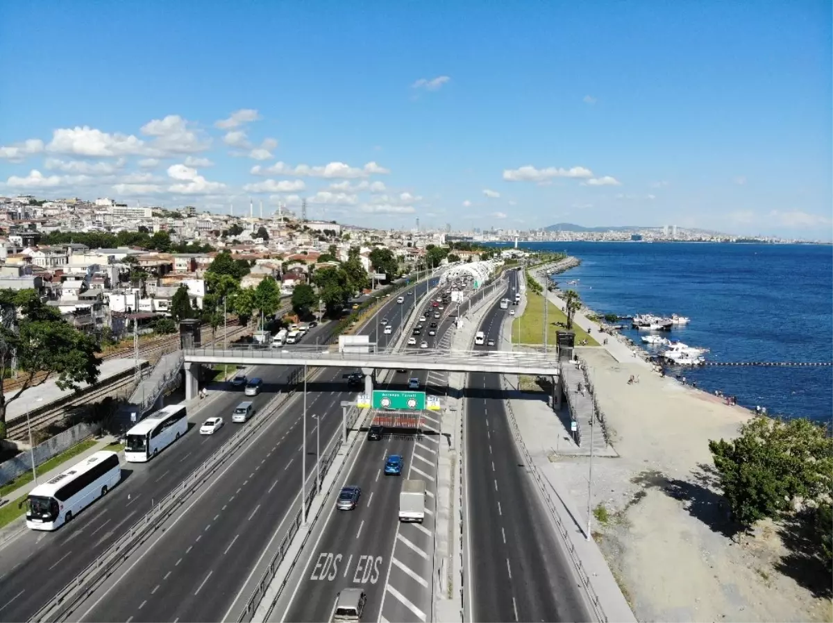 FSM\'deki çalışma Avrasya Tüneli girişinde yoğunluk oluşturdu