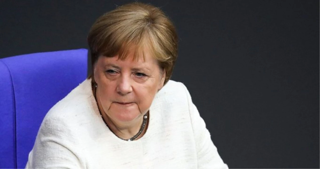 Merkel neden titreme nöbeti geçiriyor? İşte uzmanların yanıtı