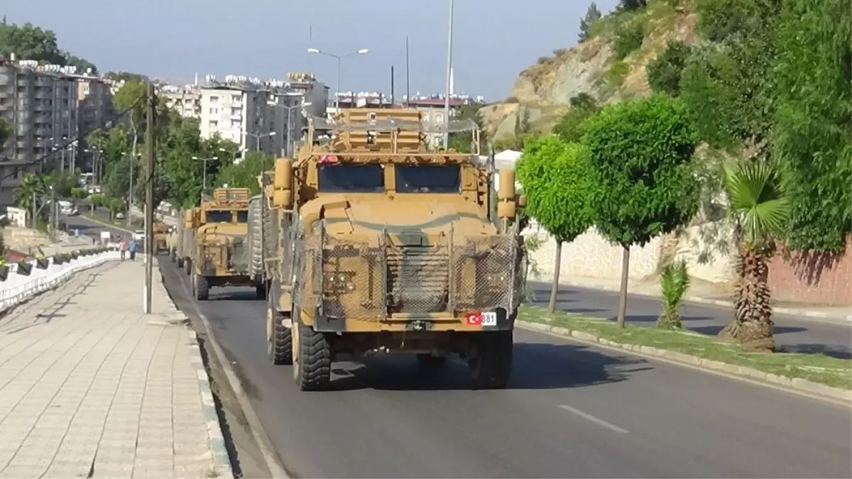 Sınıra askeri sevkiyat devam ediyor