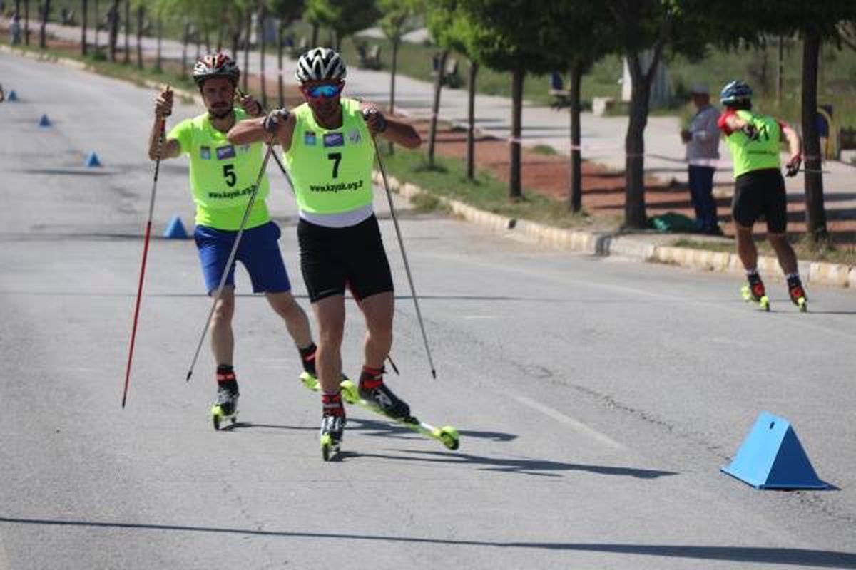 Tekerlekli Kayak Yarışları Türkiye Şampiyonası, Tatvan\'da başladı