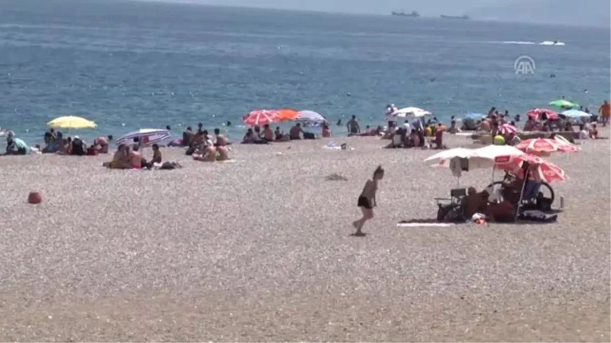 Turizm merkezlerindeki plajlarda yoğunluk