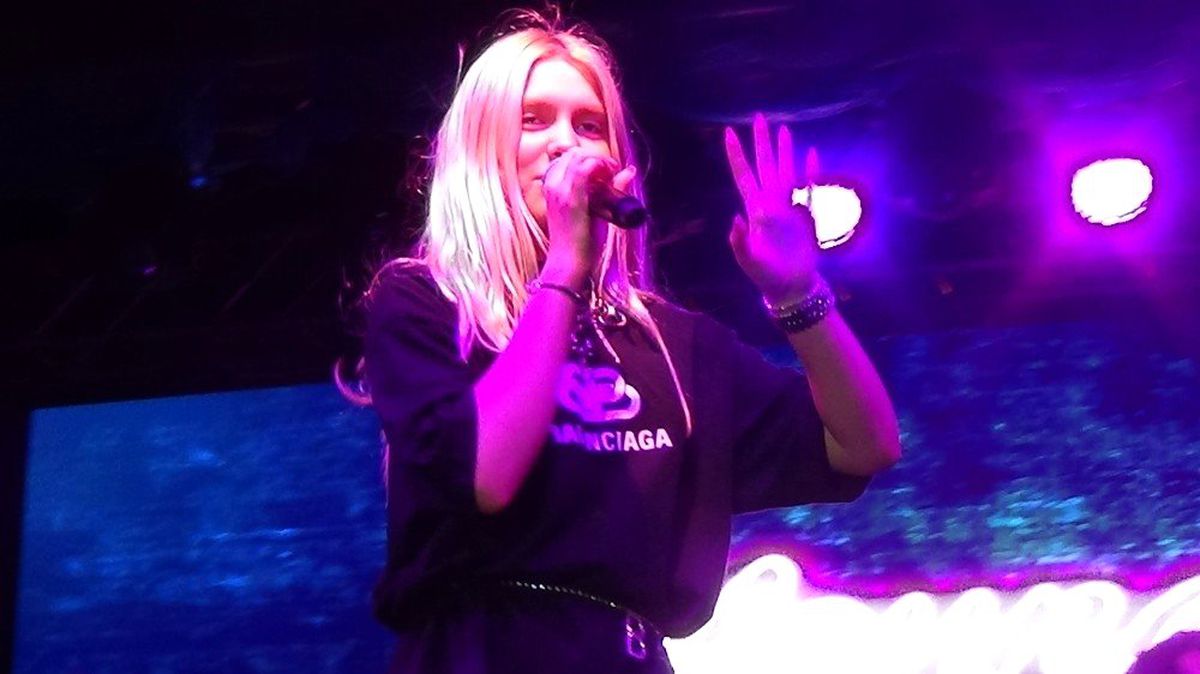 Aleyna Tilki\'den 30 bin kişiye dev konser