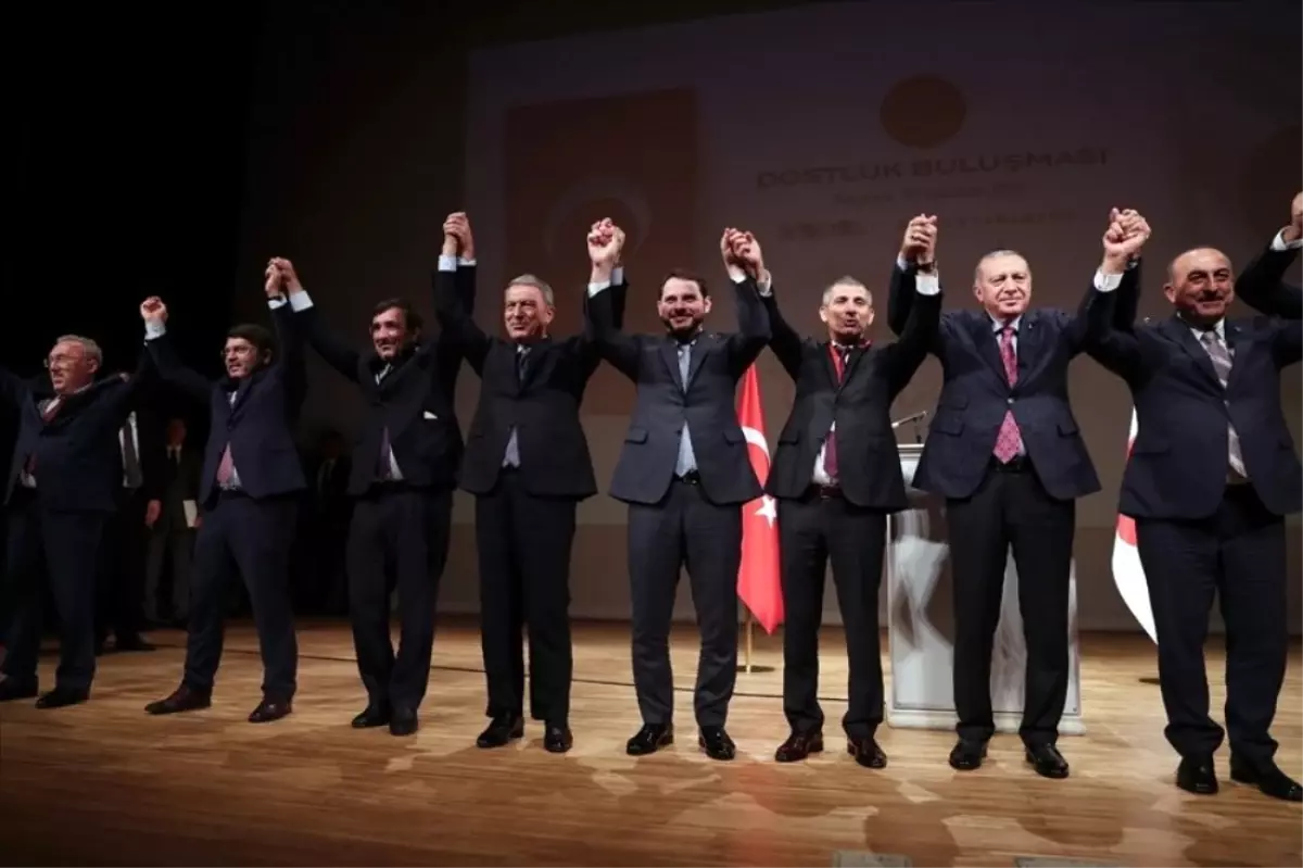 Bakan Akar: "Her türlü tehdit ve düşmanca hareketlere karşı tedbirimizi aldık"