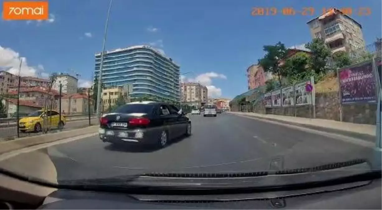 Pendik\'te trafik magandası kamerada