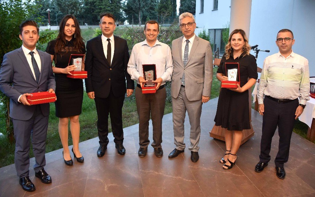 Tayini çıkan yargı mensupları gurur ve hüznü aynı anda yaşadı