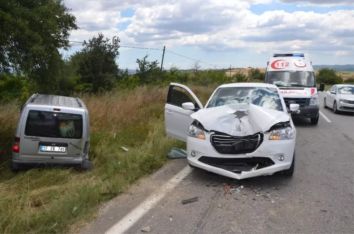 Tekirdağ\'da trafik kazası: 9 yaralı