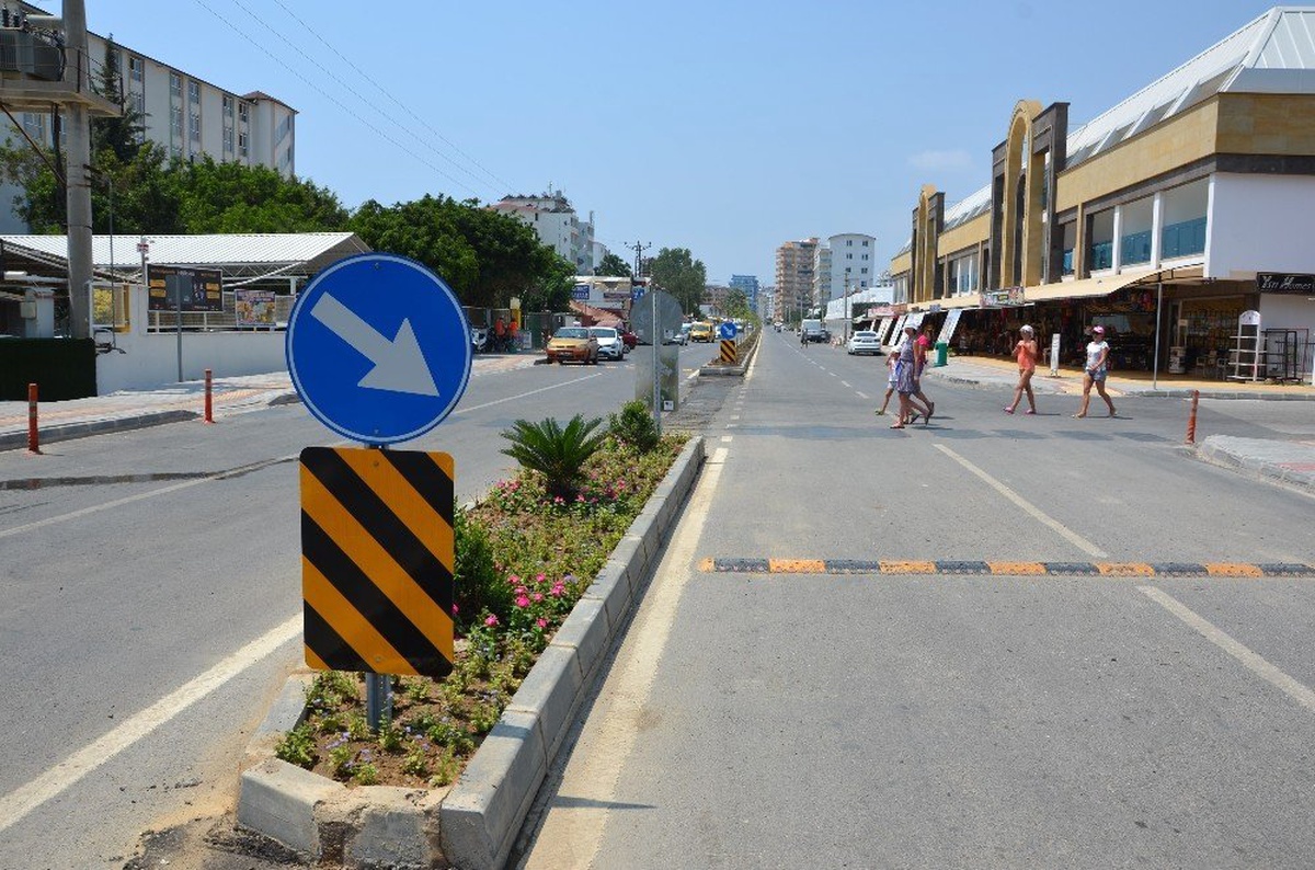 Alanya Gazipaşa Caddesi güzelleşti