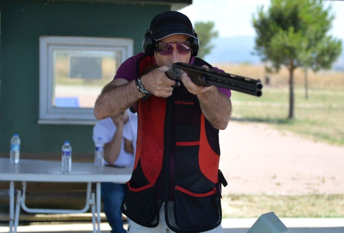 Atıcılardan tam isabet