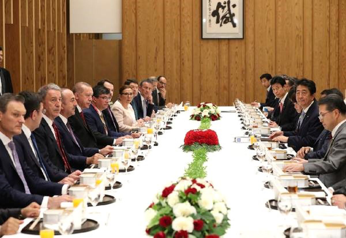 Cumhurbaşkanı Erdoğan, Japonya Başbakanı Abe ile çalışma yemeğine katıldı