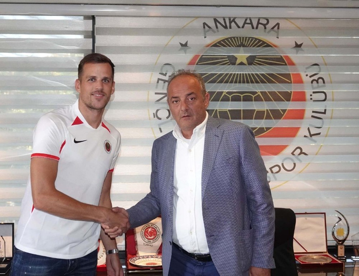 Gençlerbirliği, Mats Seuntjens\'i kadrosuna kattı