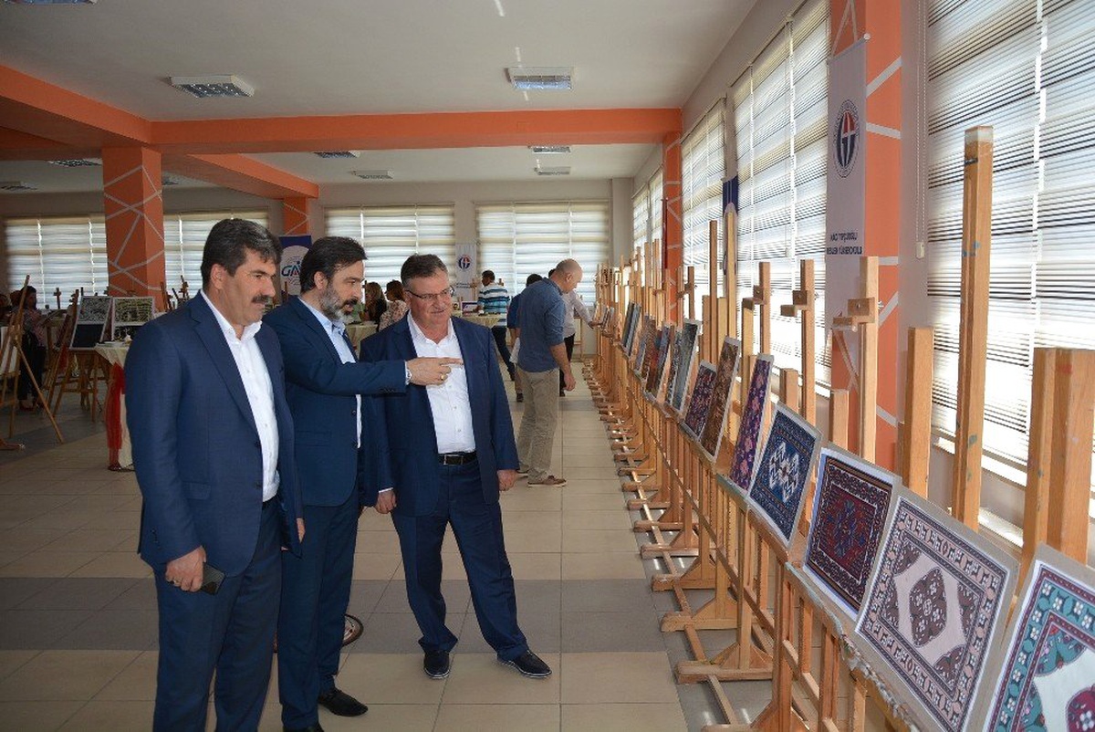 Halının duayenleri finalistleri belirledi