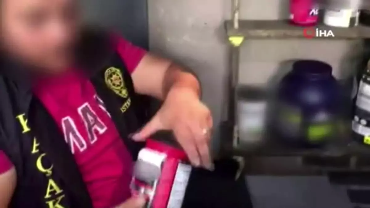 İstanbul polisinden ilaç kaçakçılarına operasyon: 4 gözaltı