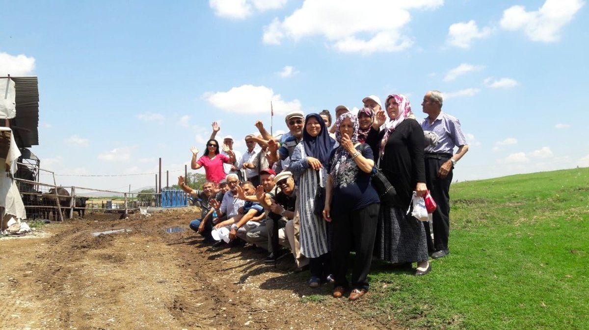Koca Çınarlar köy ziyaretlerine başladı