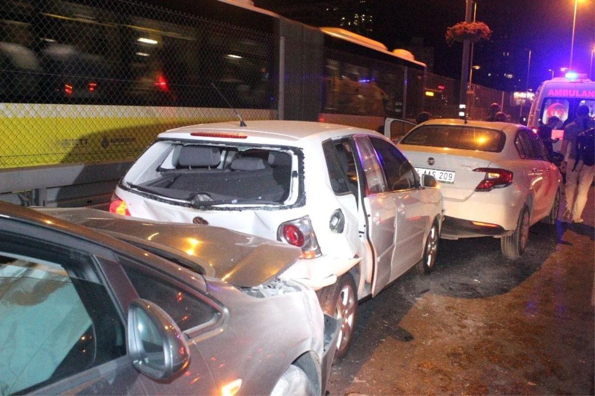 Mecidiyeköy\'de zincirleme kaza: 3 yaralı