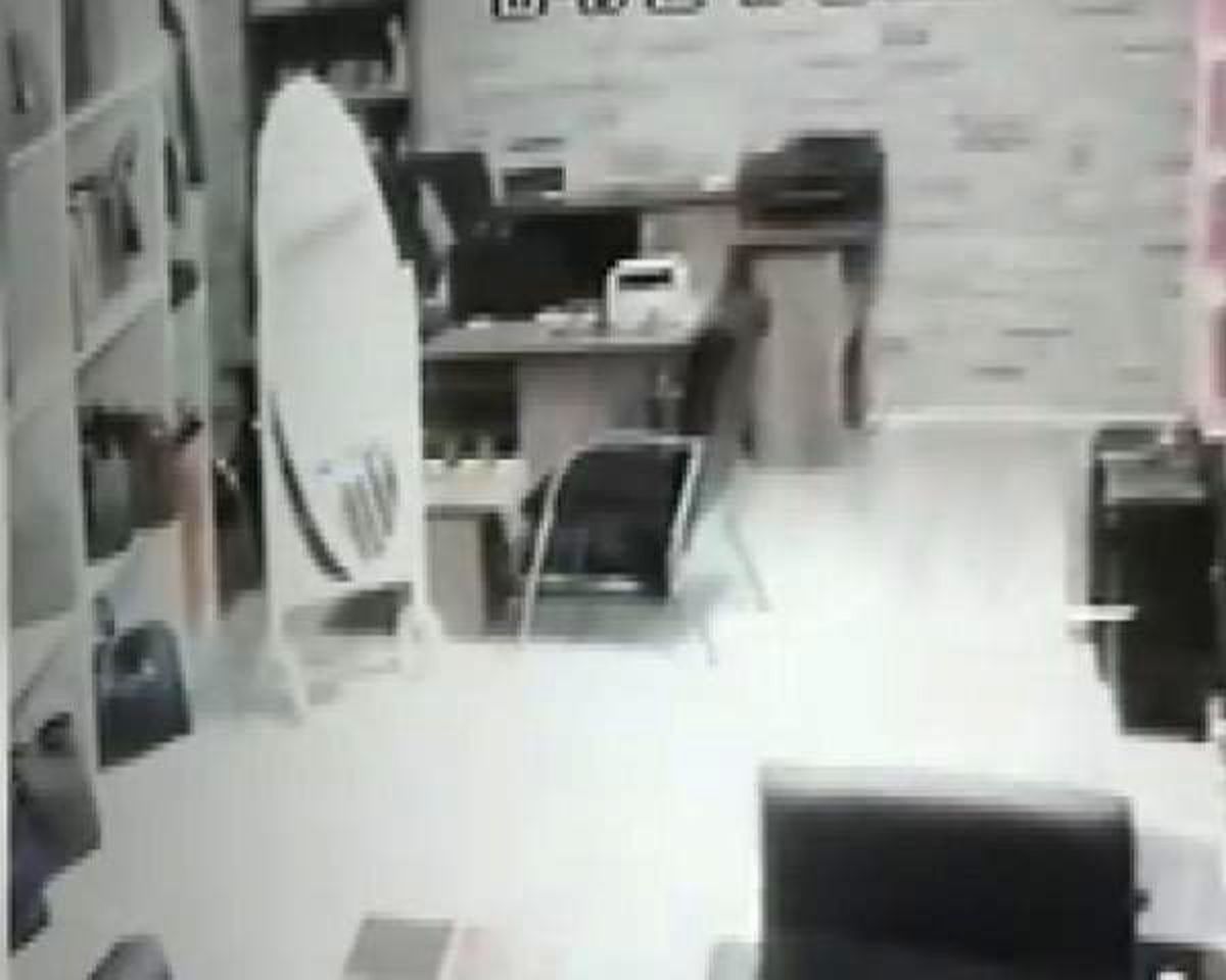 Muhasebeci olarak çalıştığı dükkandan 50 bin liralık dövizi böyle çaldı