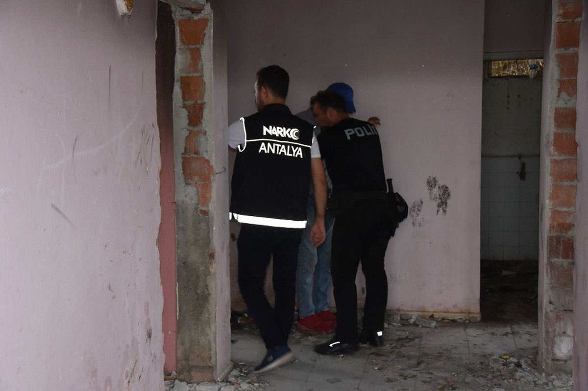 Narkotik suçlar ve göçmen kaçakçılığı uygulaması