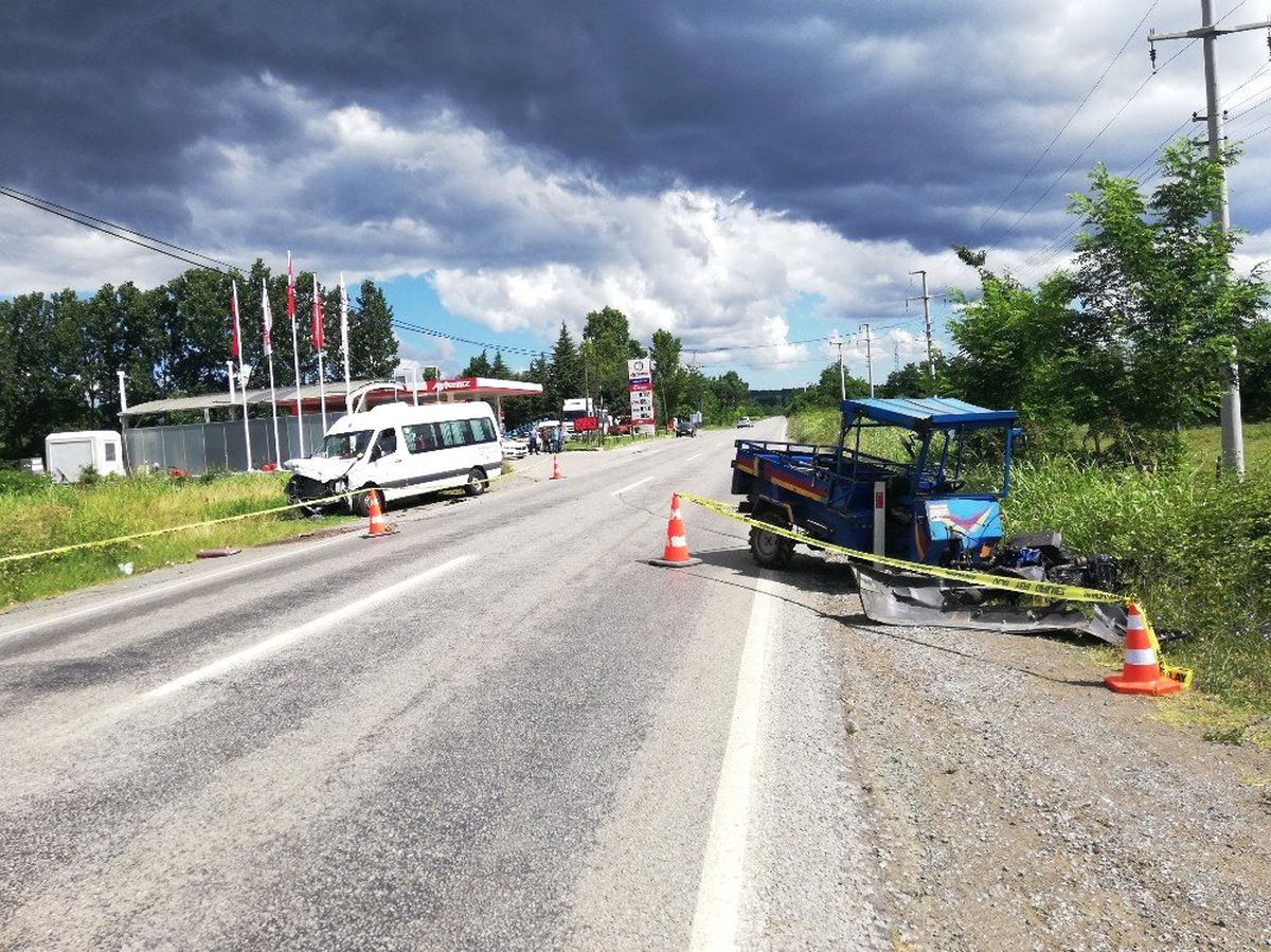 Samsun\'da minibüs ile patpat çarpıştı: 1 ölü