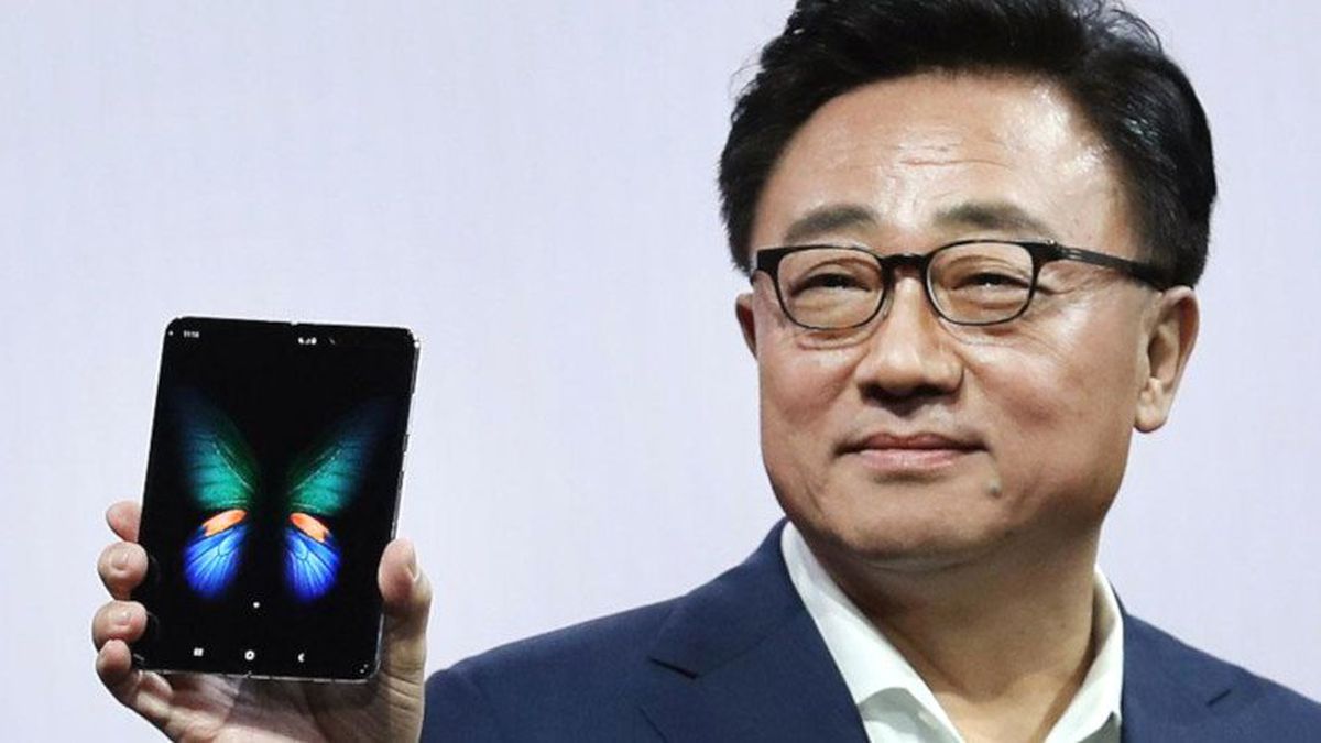 Samsung CEO\'su, Galaxy Fold\'un Bir Fiyaskodan İbaret Olduğunu İtiraf Etti