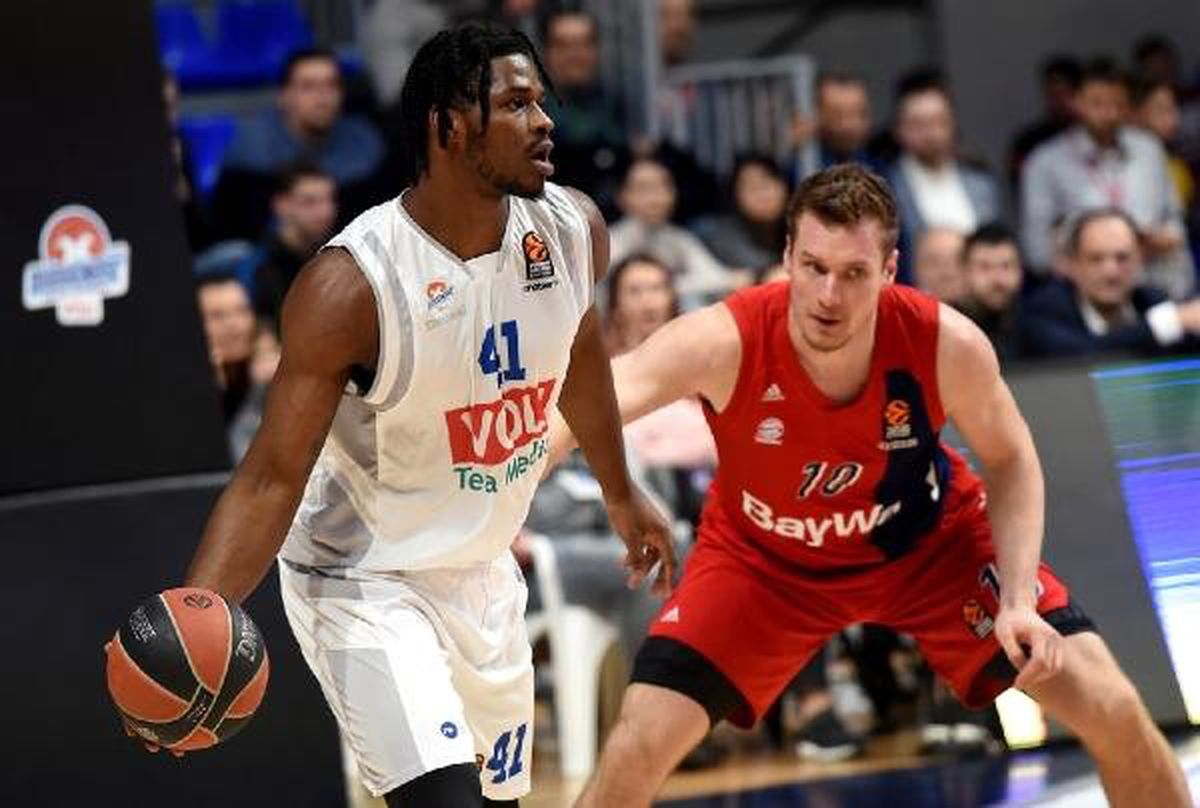 TOFAŞ, Devin Williams ile anlaştı