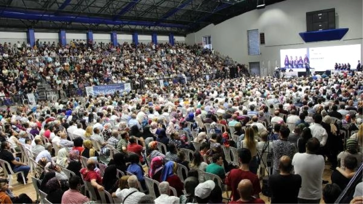 TOKİ\'nin İstanbul çekilişinde izdiham yaşandı