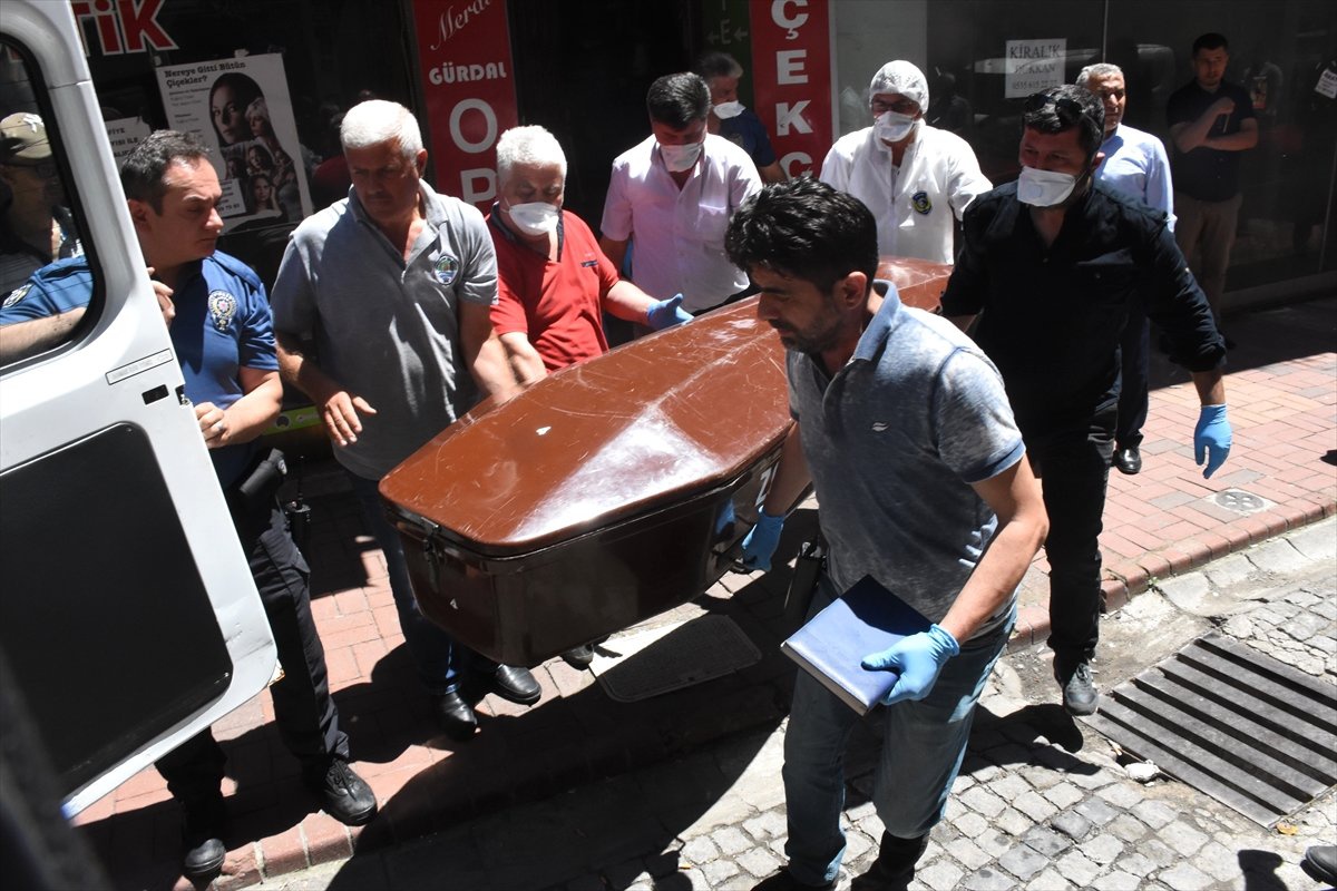 Zonguldak\'ta bir kişi iş yerinde ölü bulundu