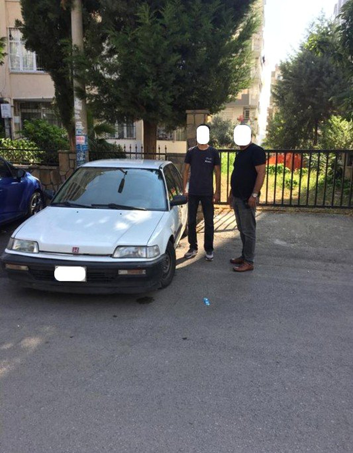 Adana\'da ambulansa yol vermeyen sürücüye ceza