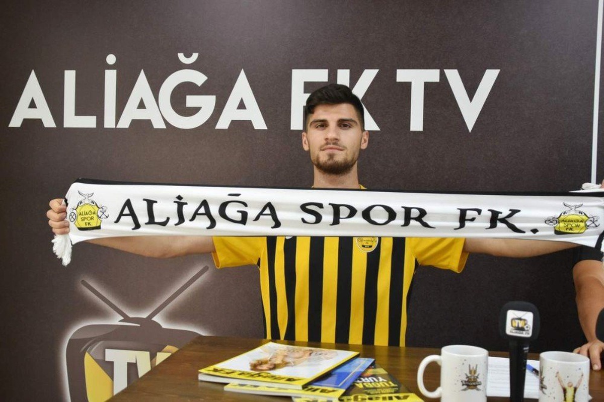 Aliağaspor FK, genç yetenek Erkan Gövercin\'i renklerine bağladı