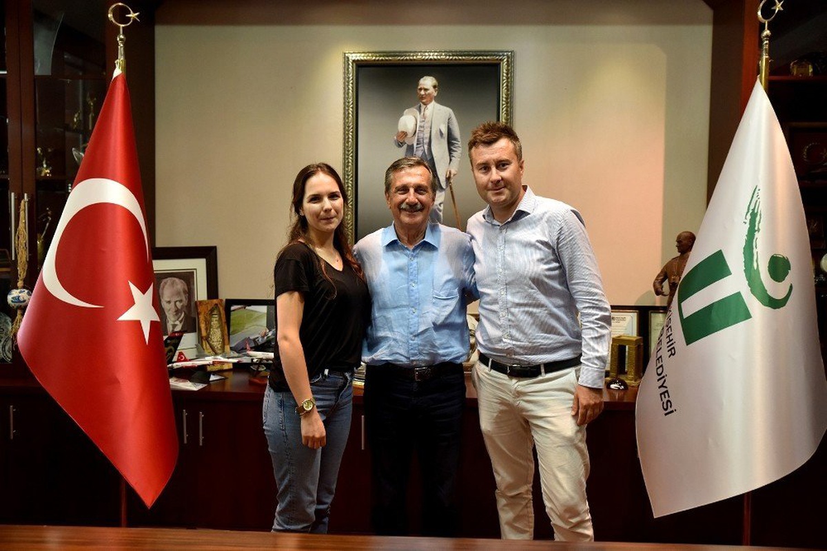 Ataç\'tan Women In Power Porjesi\'ne destek
