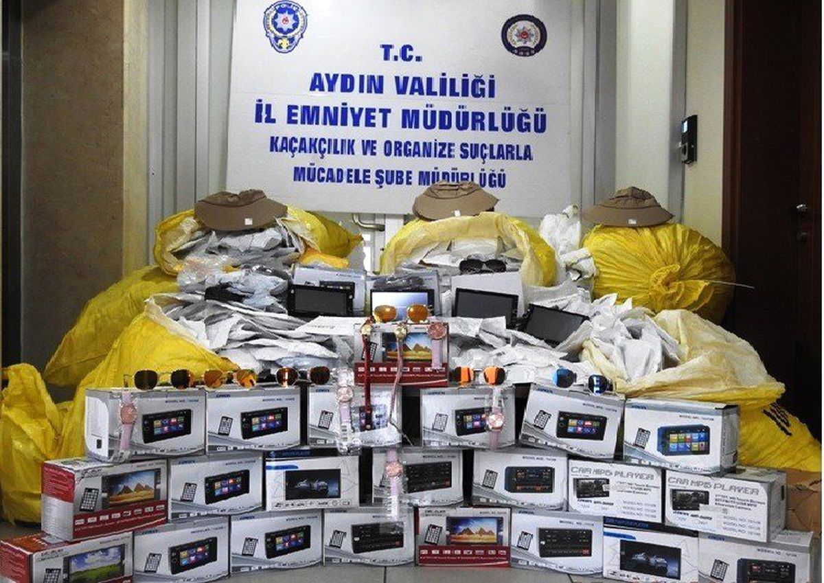 Aydın\'da 9 bin 568 adet gümrük kaçağı eşya ele geçirildi