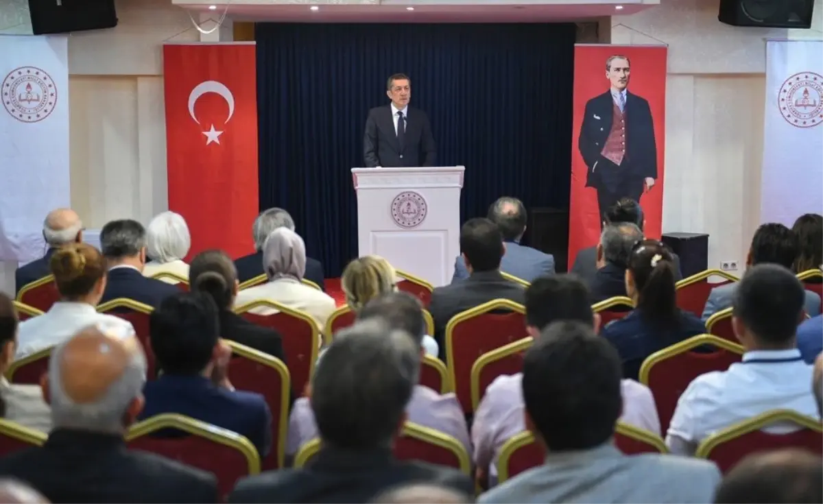 Bakan Selçuk: "Öğretmenin güçlendirilmesi, 2023 vizyonumuzun temeli"