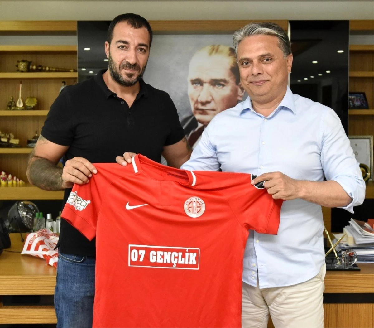 Başkan Uysal: "Her zaman Antalyaspor\'un yanındayız"